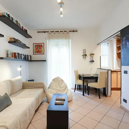 Linate Airport House *